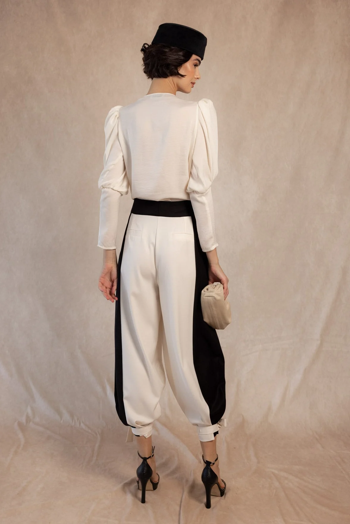 PANTALON ALVARITO BLANCO/NEGRO - Imagen 5