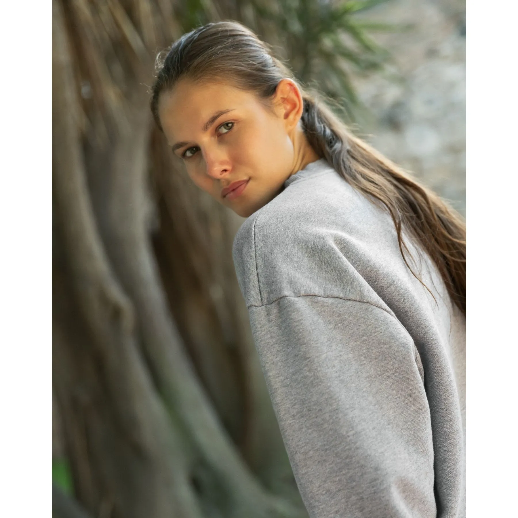 Sudadera Glow Gris - Imagen 8