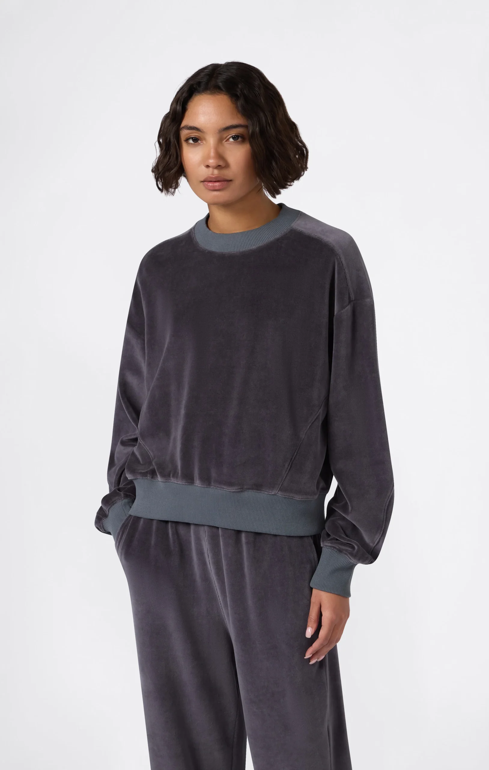 Women’s Velour Sweatshirt