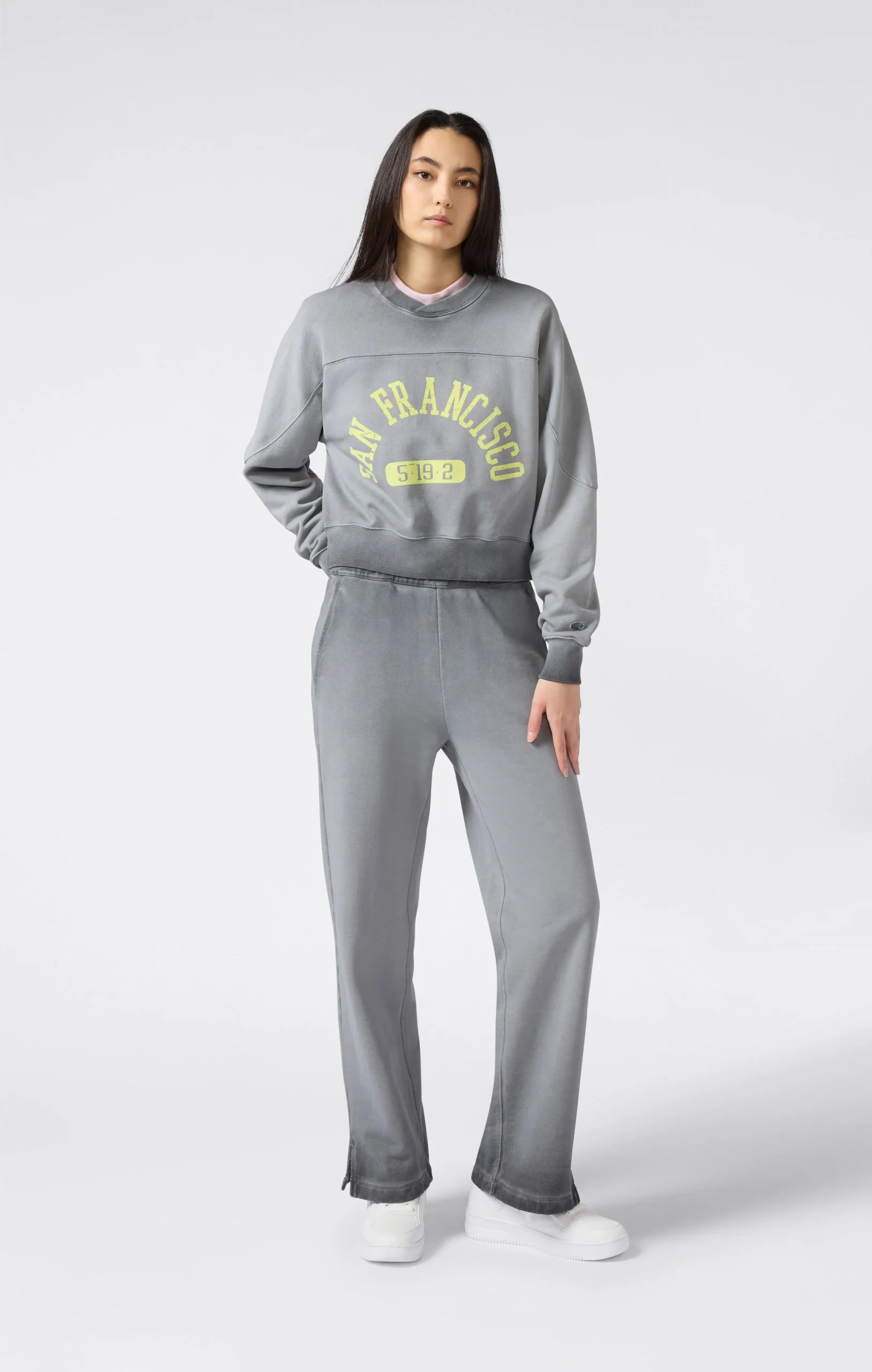 Women’s Washed Heavyweight Crewneck Sweatshirt Time Capsule - Imagen 5