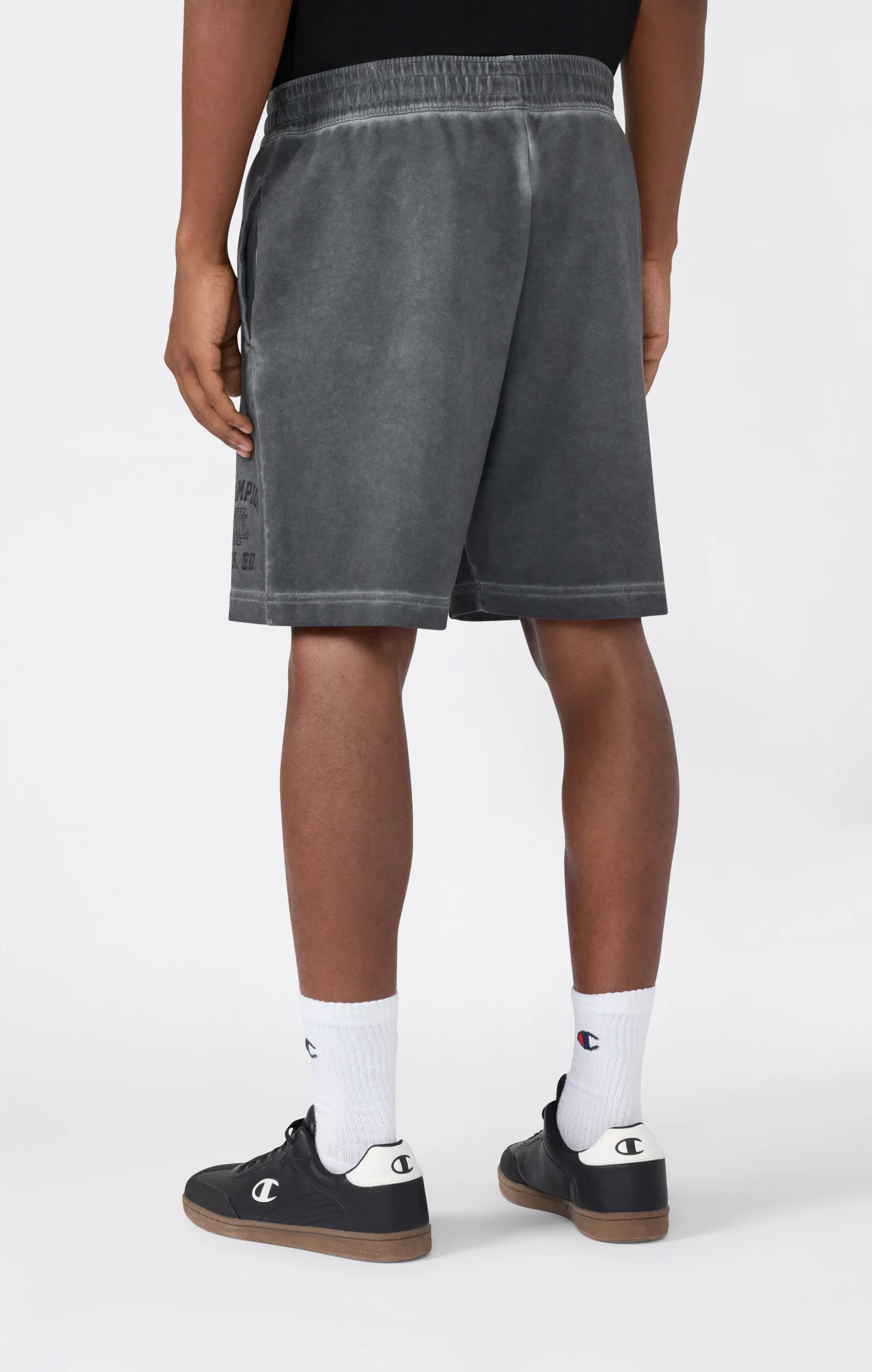 Men’s Washed Stretch Terry 7'' Shorts - Imagen 4