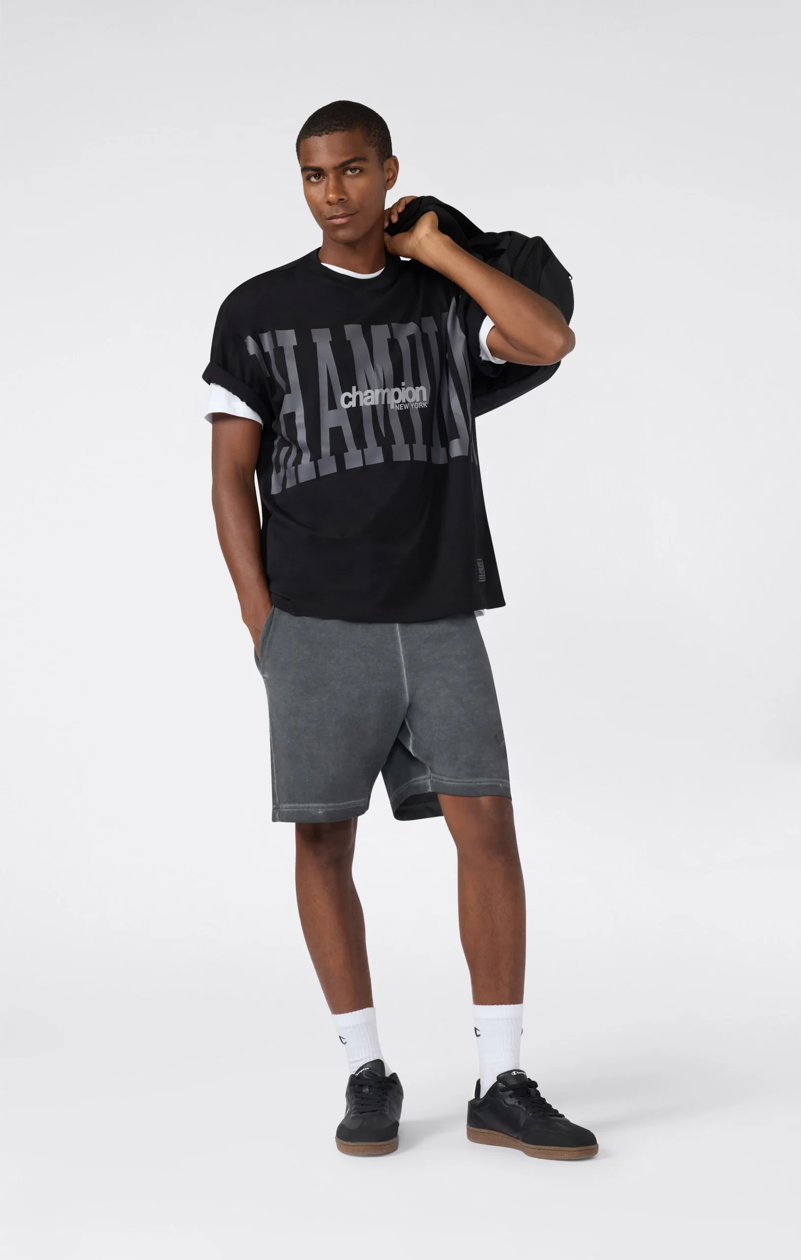 Men’s Washed Stretch Terry 7'' Shorts - Imagen 3