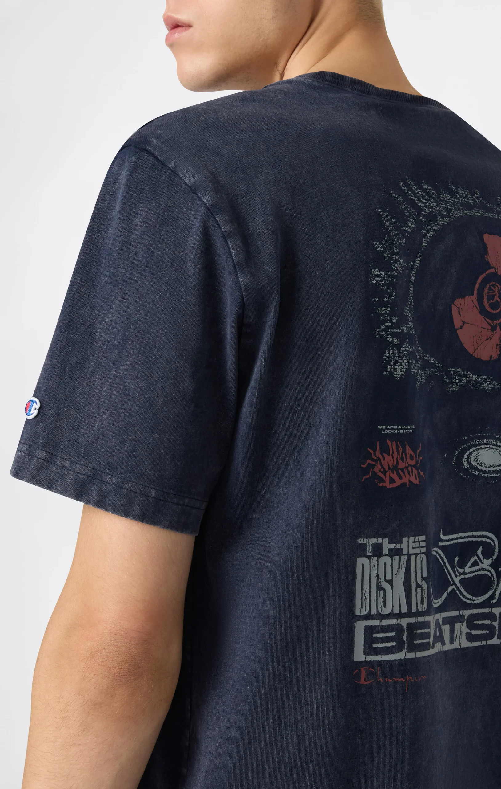 REVERSE WEAVE Men’s Graphic T-Shirt - Imagen 7