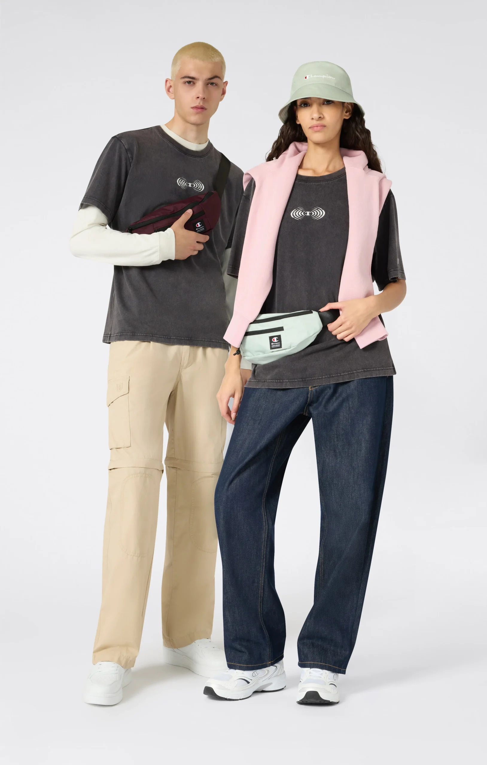 REVERSE WEAVE Men’s Graphic T-Shirt