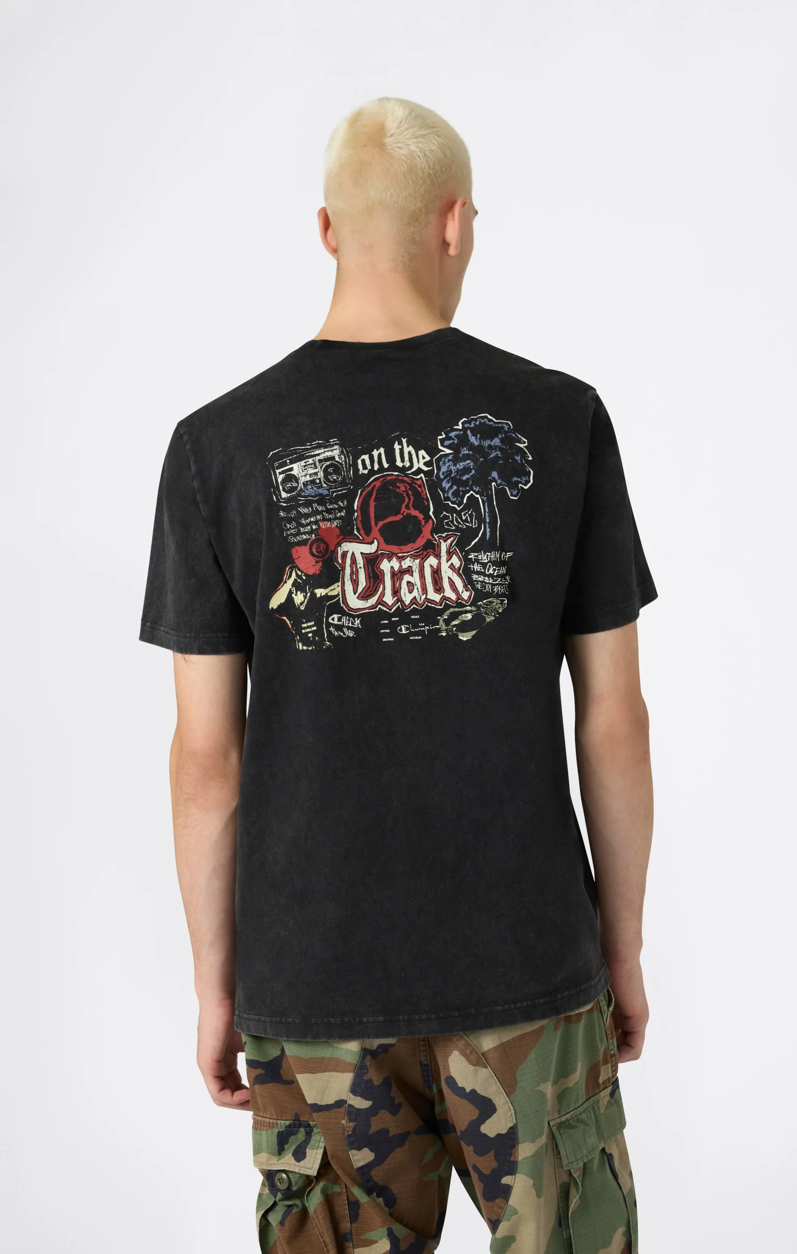 REVERSE WEAVE Men’s Graphic T-Shirt - Imagen 5