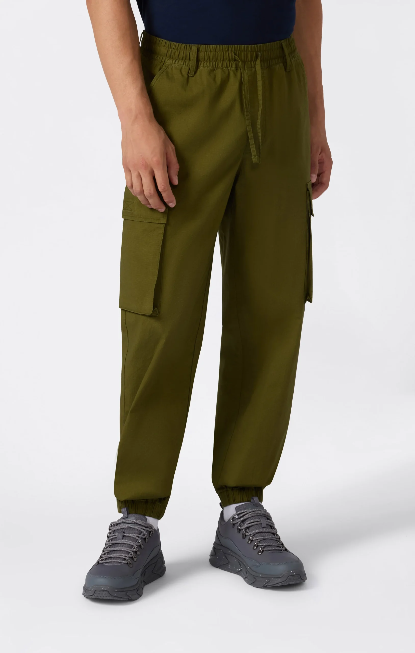 Men’s Woven Cargo Pants Icons
