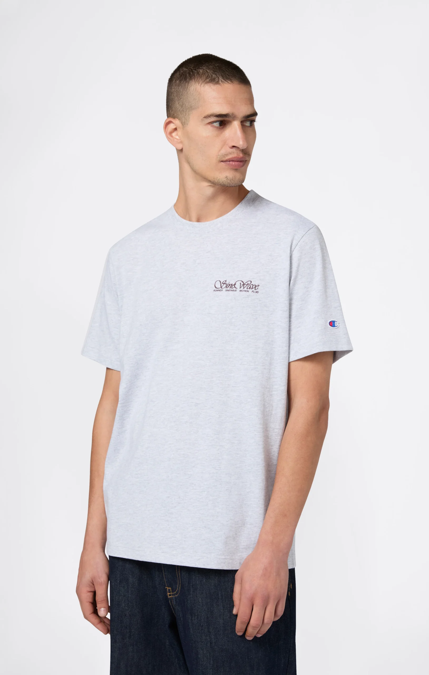 REVERSE WEAVE Men’s Graphic T-Shirt - Imagen 4