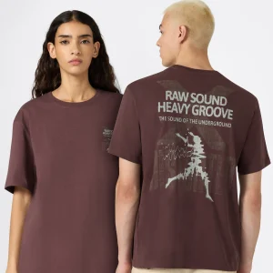 REVERSE WEAVE Men’s Graphic T-Shirt