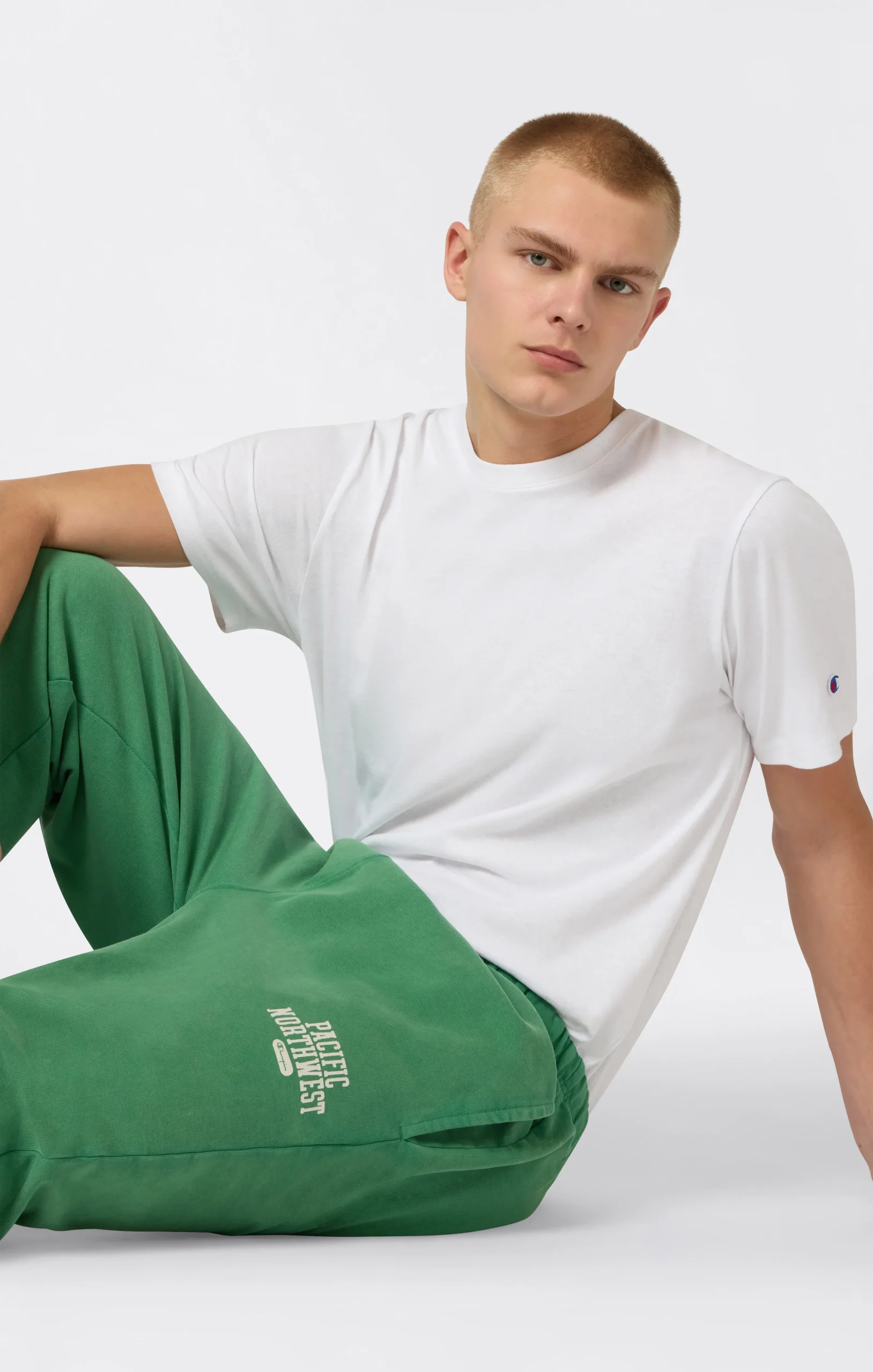 Men’s East West Elastic Cuff Pants - Imagen 5