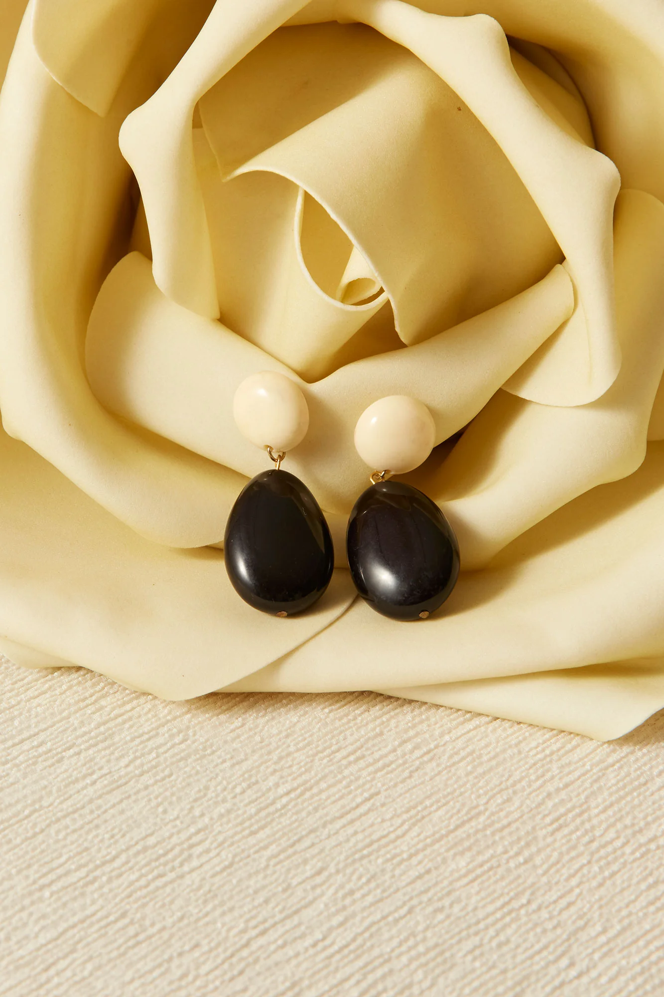 PENDIENTES BORNIA NEGRO