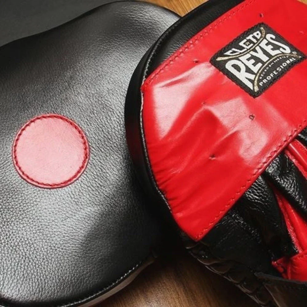 Manoplas de boxeo Cleto Reyes Curvos con velcro - Imagen 6