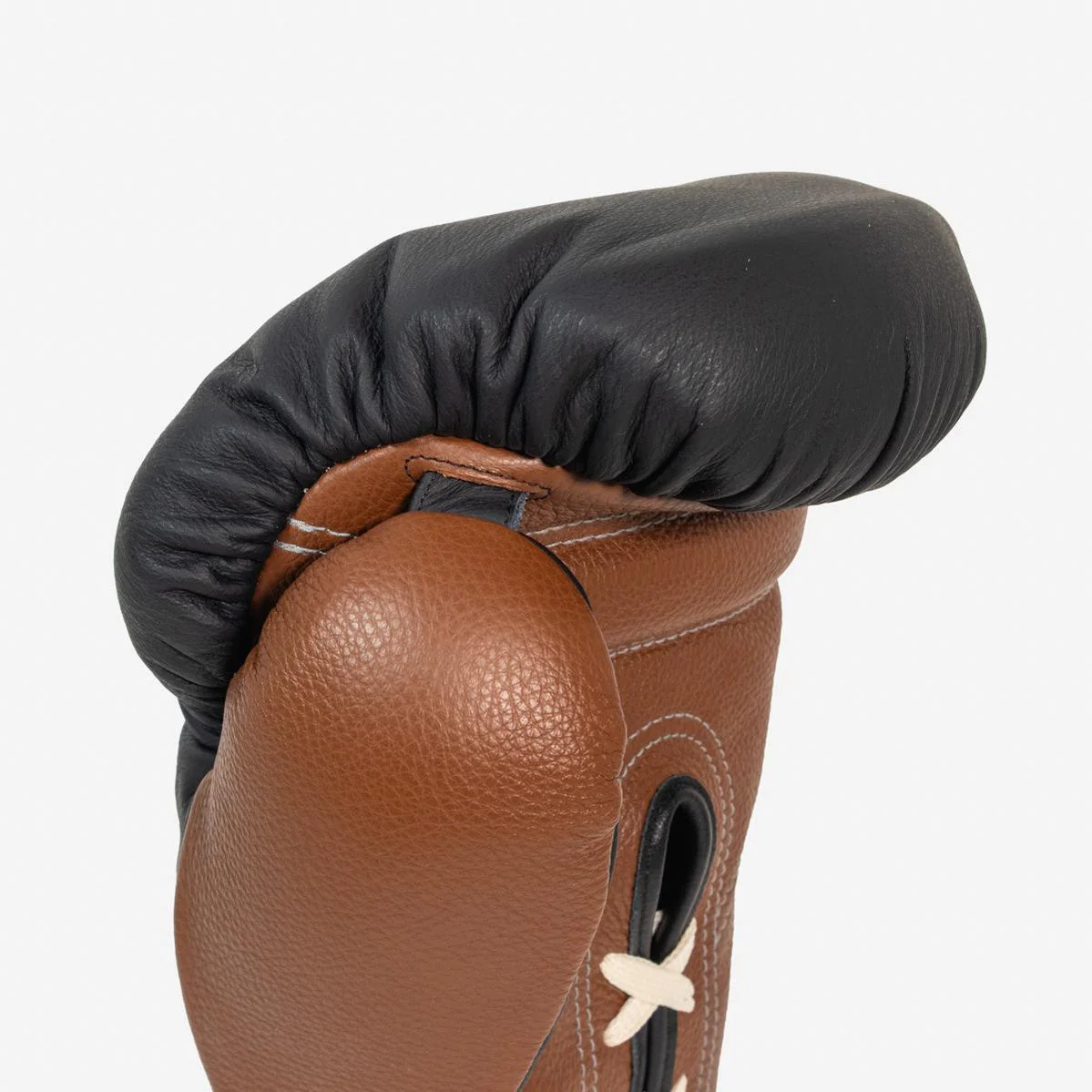 Guantes de boxeo Di Nardo con Cordones 18 Oz Negro-marrón - Imagen 8