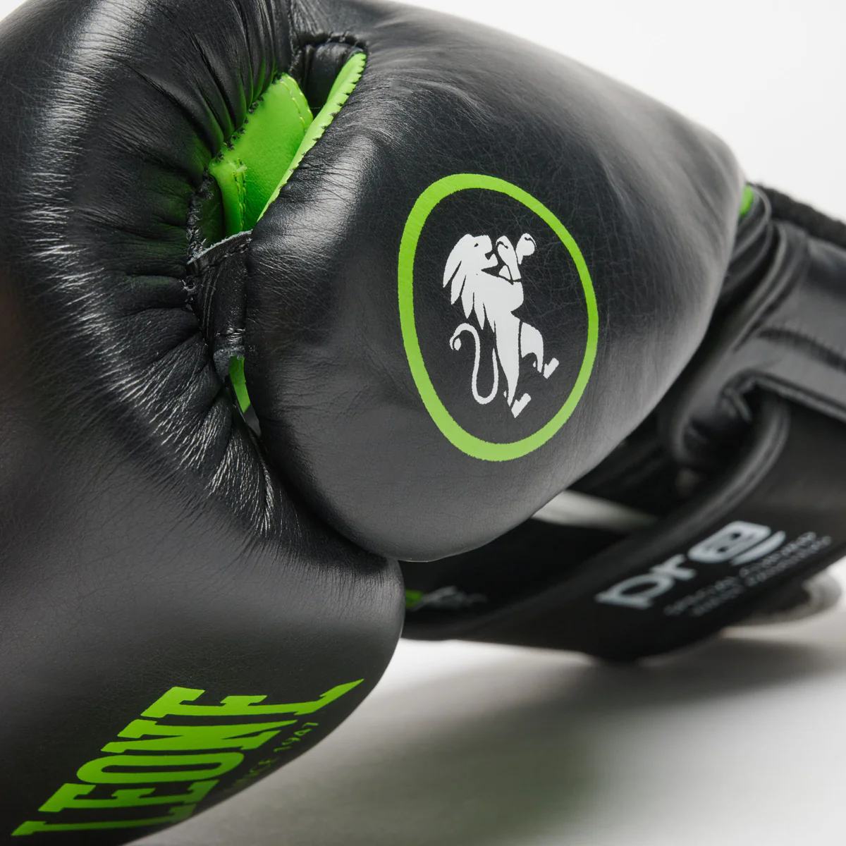 Guantes de boxeo Leone Professional 2 GN115C Verde 10 Oz - Imagen 7