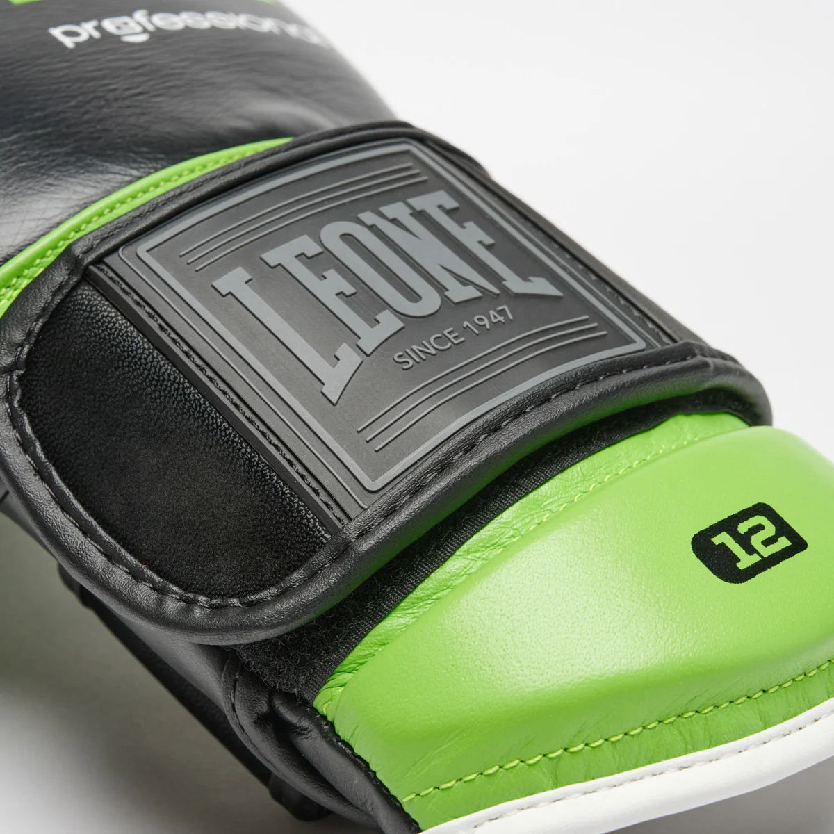 Guantes de boxeo Leone Professional 2 GN115C Verde 10 Oz - Imagen 9