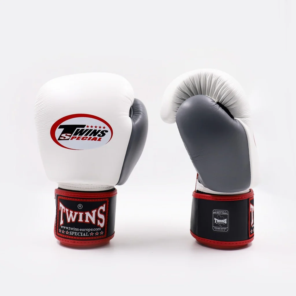 Guantes Muay Thai Twins Special BGVL3 Negro-blanco-gris