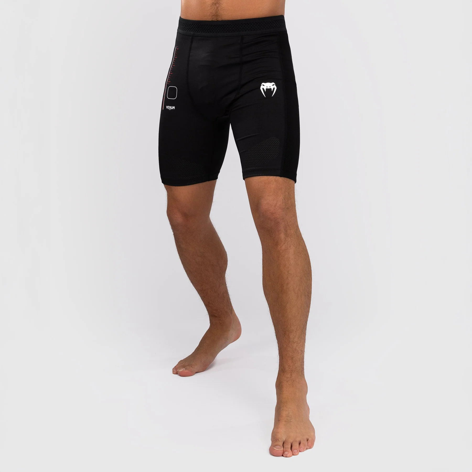 Pantalones cortos a compresión Venum Tactical XT