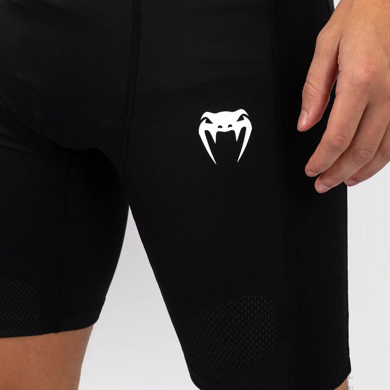 Pantalones cortos a compresión Venum Tactical XT - Imagen 9