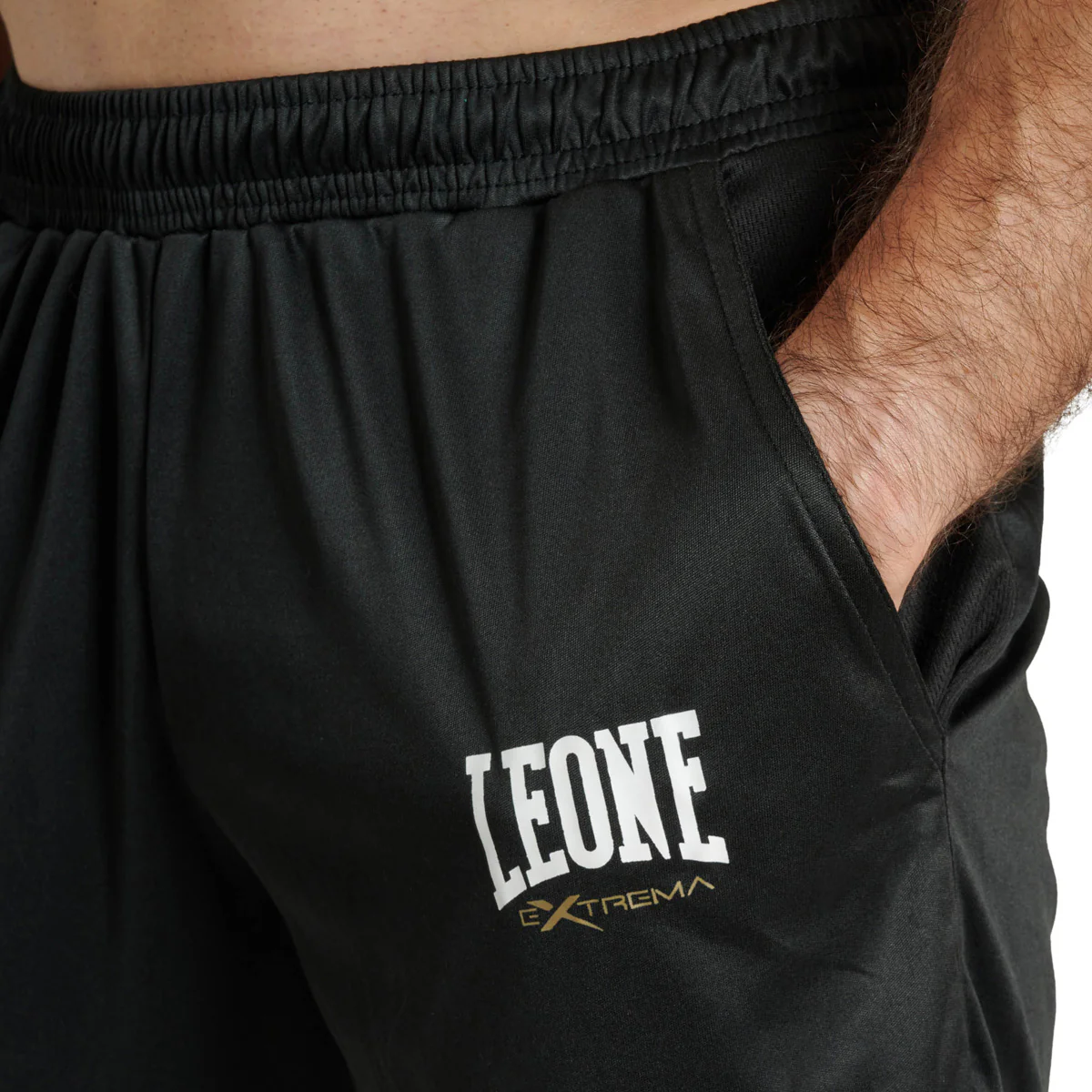 Pantalones cortos de entrenamiento Leone Logo ABX121 Negro - Imagen 4