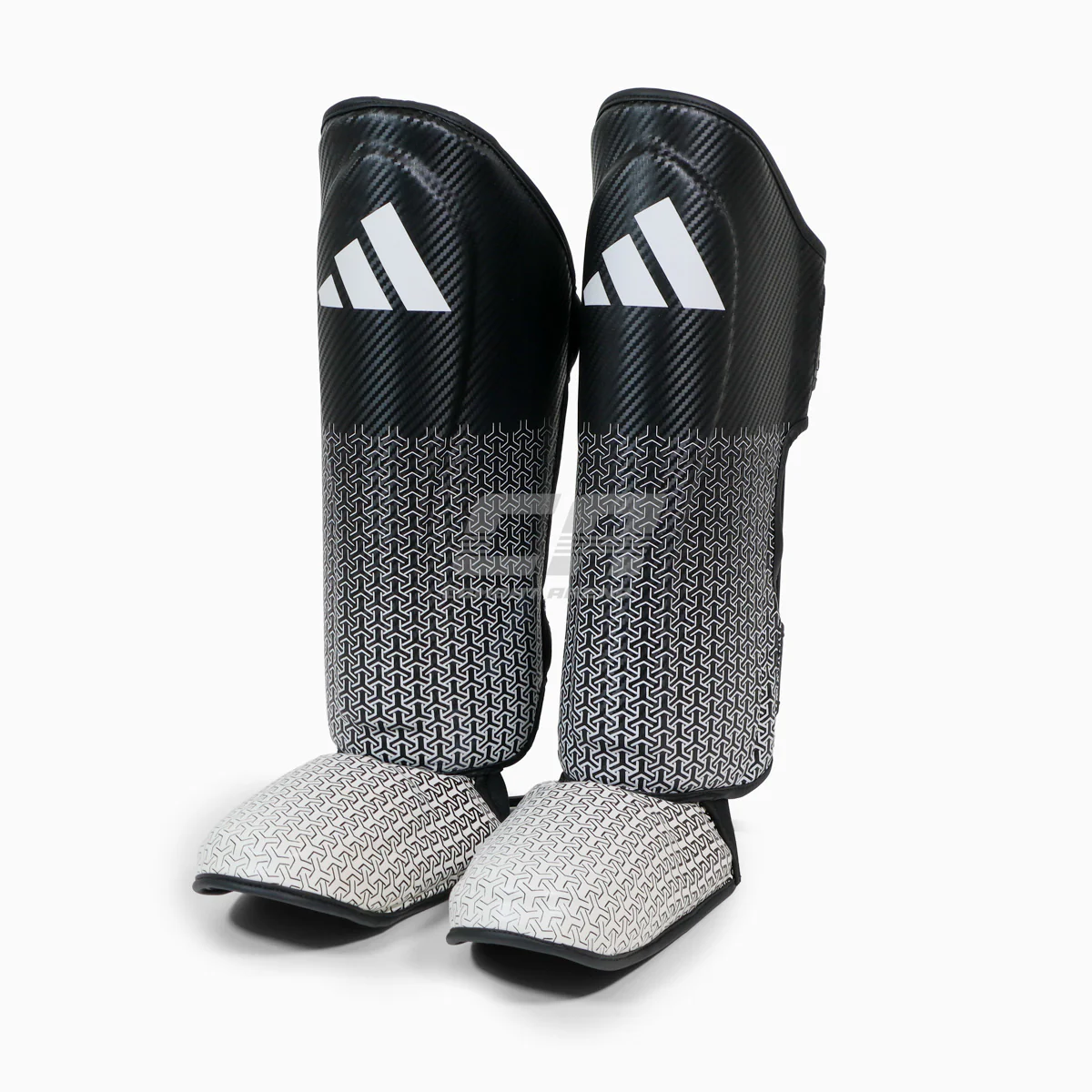 Espinilleras con parapiede Adidas Pro Kickboxing WAKO Negro-blanco