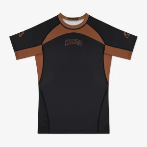 Rashguard Manto Ranked 25 mangas cortas Marrón