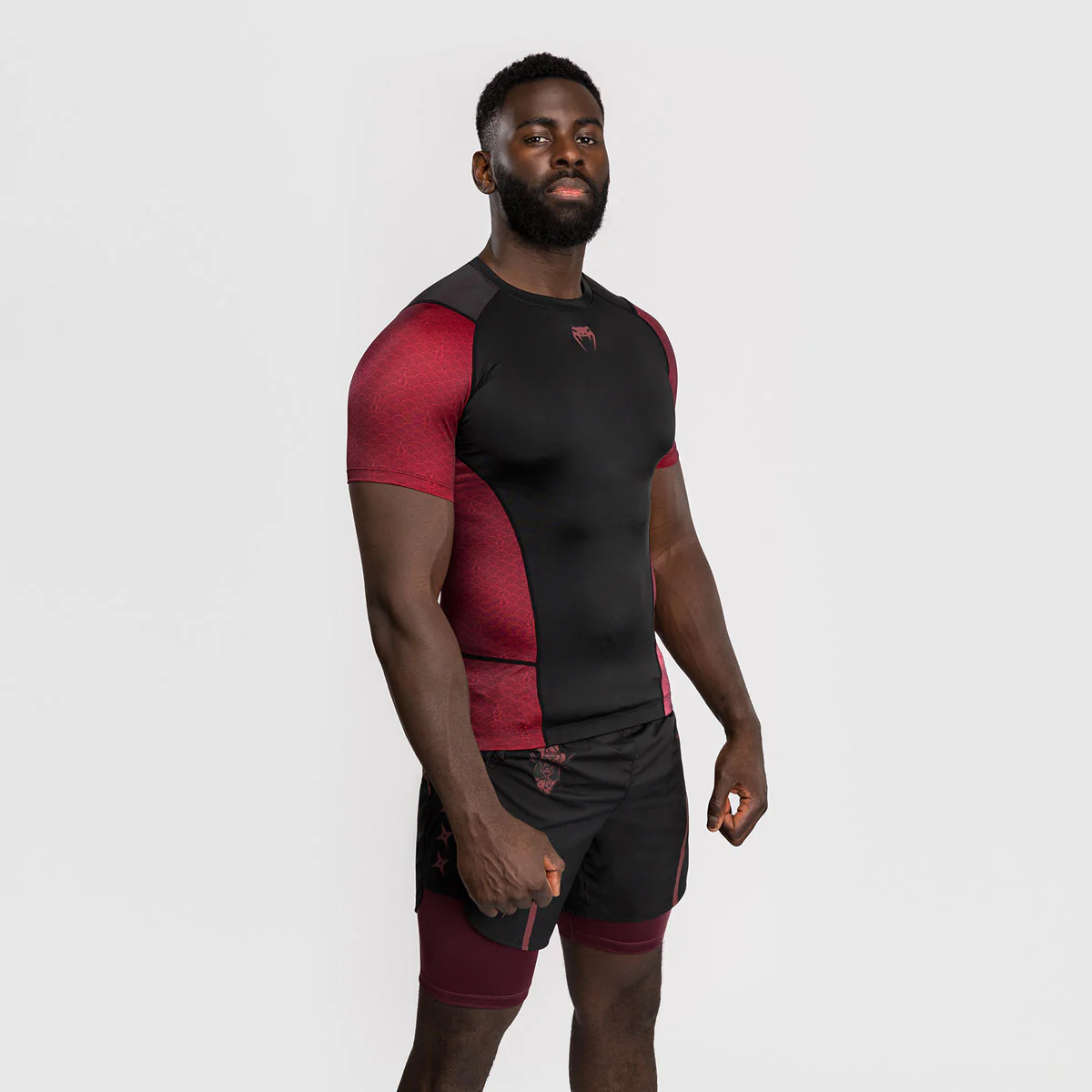 Rashguard Venum Assassin's Creed Shadows mangas cortas Rojo-negro - Imagen 4