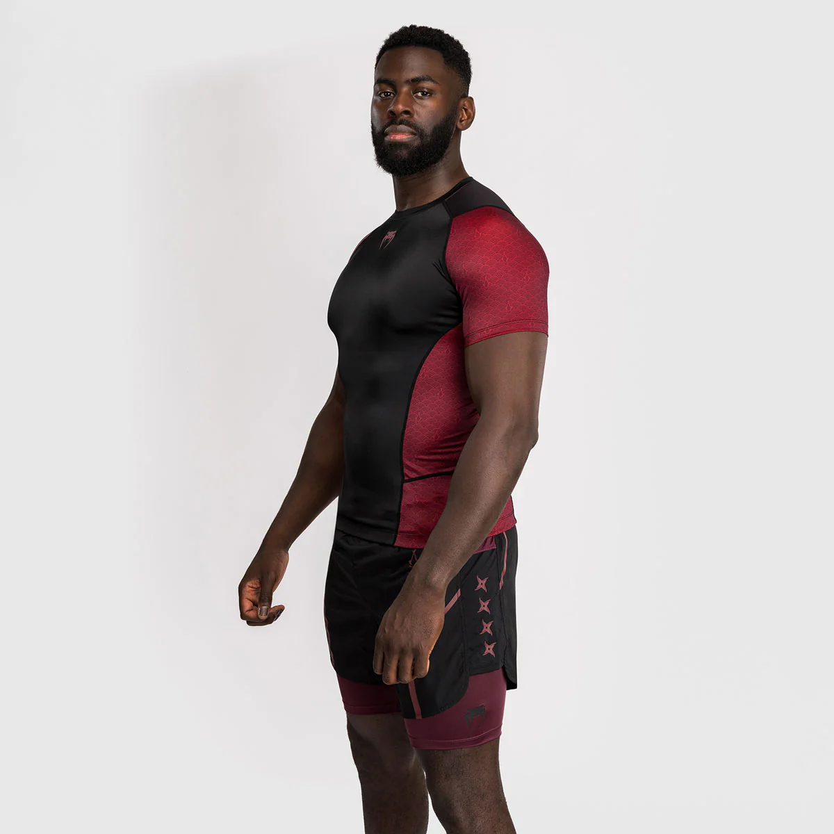 Rashguard Venum Assassin's Creed Shadows mangas cortas Rojo-negro - Imagen 5