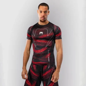 Rashguard Venum Matupa mangas cortas Negro-rojo