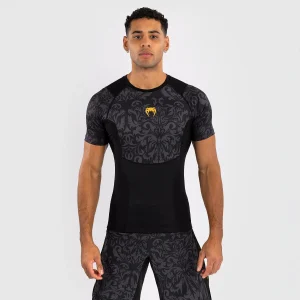 Rashguard Venum x Ilia Topuria Unmatched mangas cortas