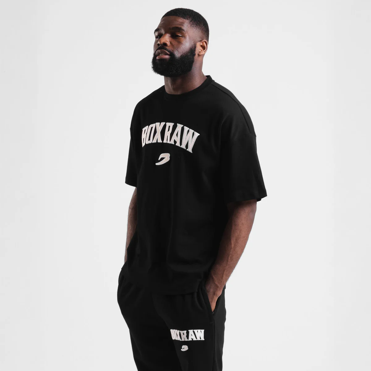 Camiseta Boxraw East Street Oversize Negro - Imagen 4