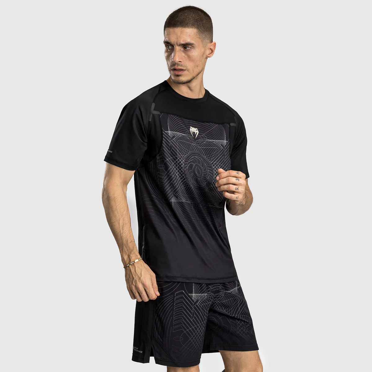 Camiseta Venum Air Dry Tech Negro