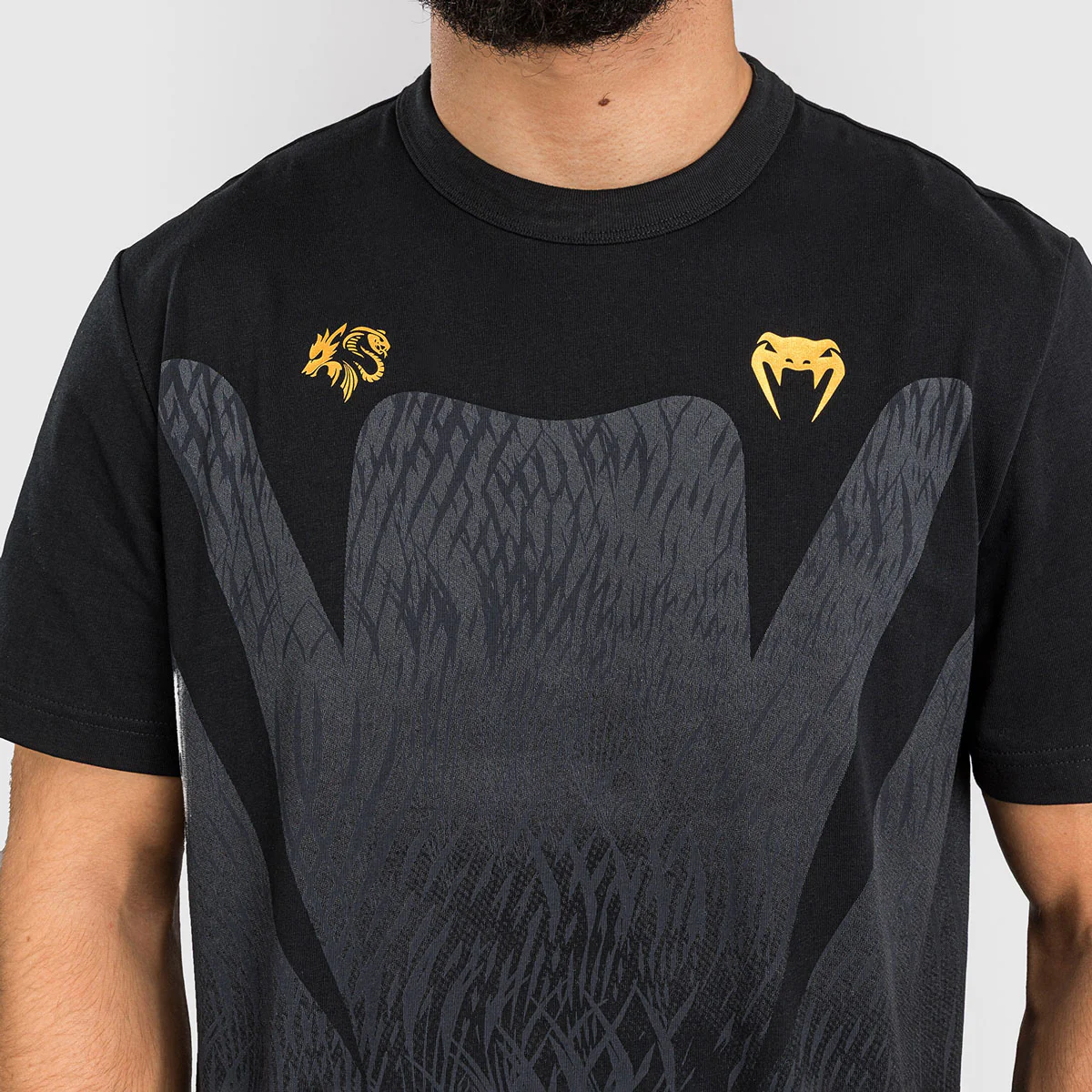 Camiseta Venum x Chimaev Wild Borz Negro - Imagen 6