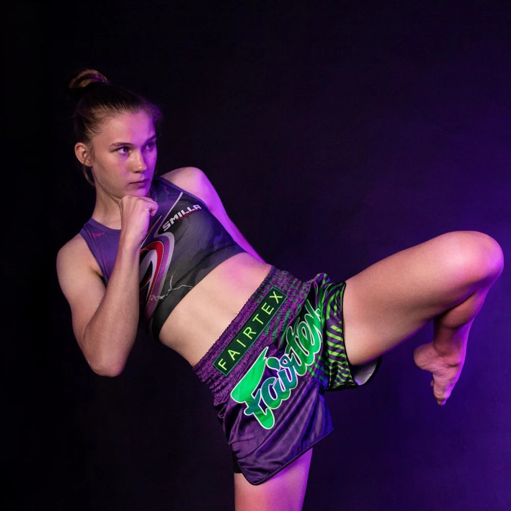 Pantalones kick-thai Fairtex BS1922 Corredor Violeta - Imagen 4