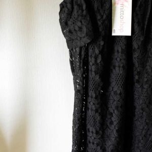 Vestido negro encajes